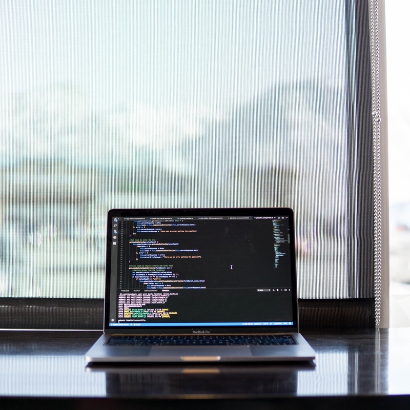 5 Reasons to Use Python in Your Next Project