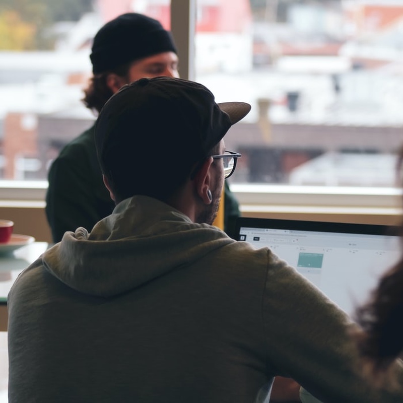 How to Best Work With a Nearshore Software Outsourcing Team
